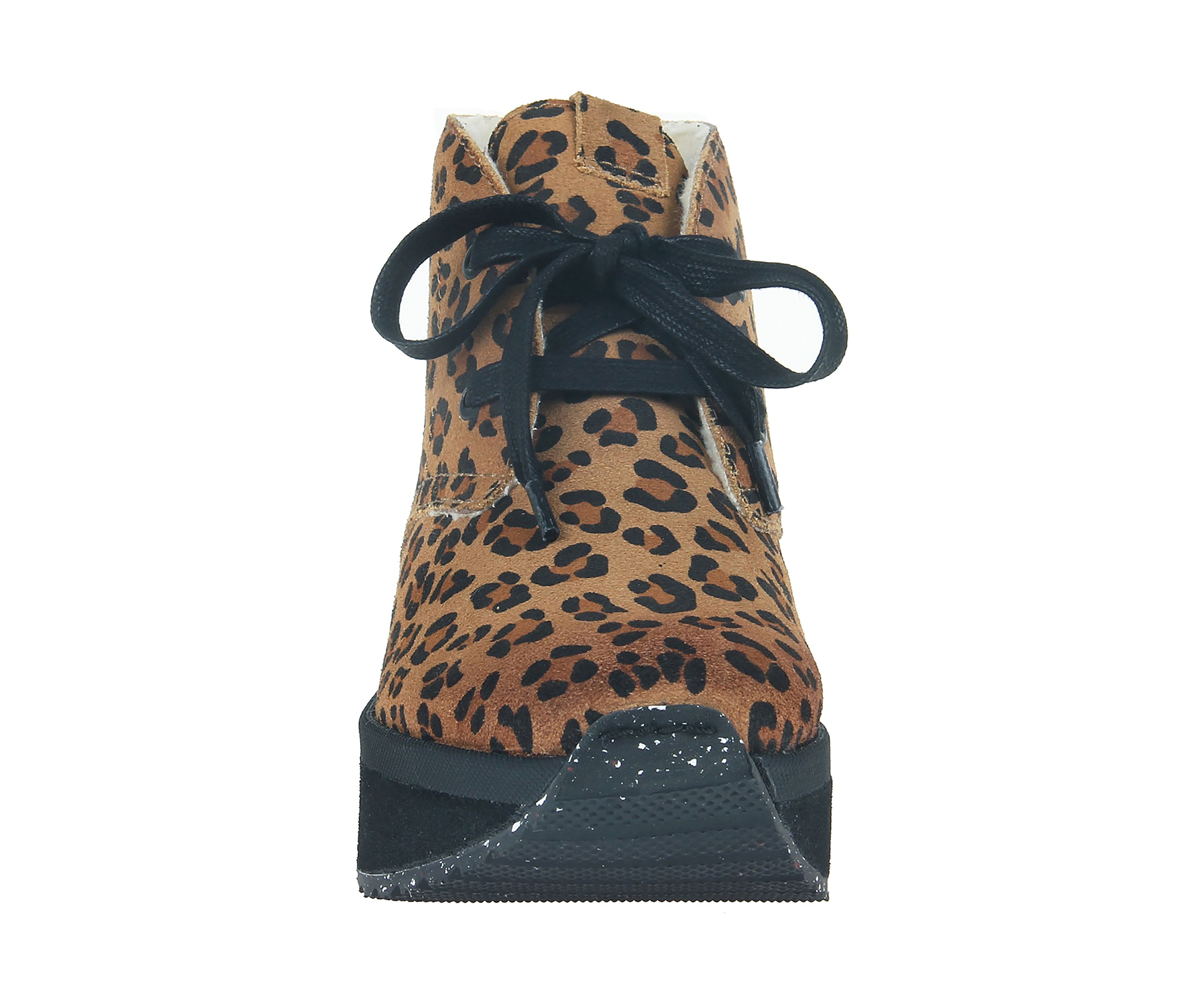 Wander Sneaker Boots