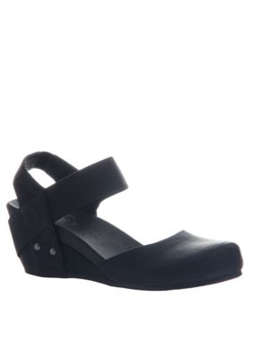hocus pocus shoes belk