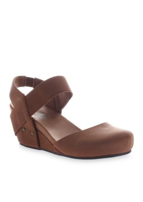 belk wedge heels