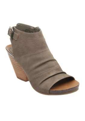 Hocus pocus shoes at on sale belk