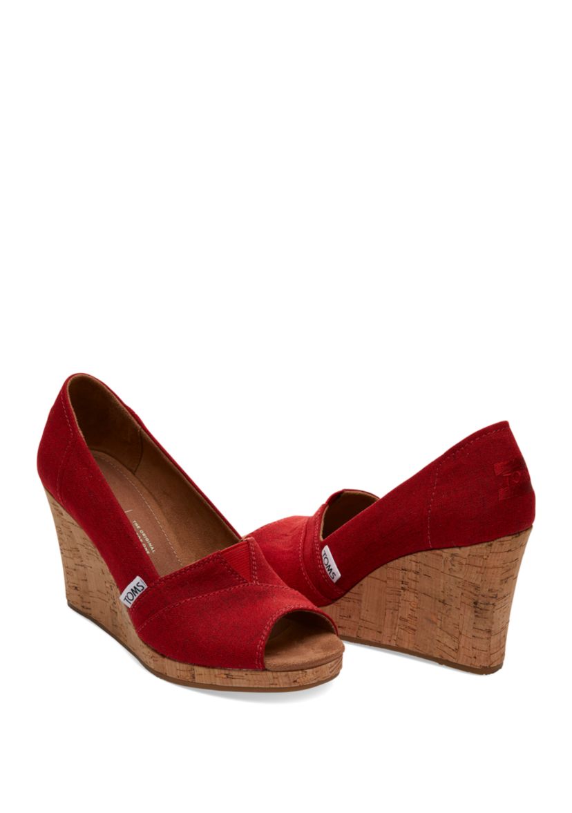 Red Crosshatch Classic Wedge Sandals