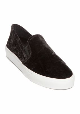 crown and ivy shoes belk
