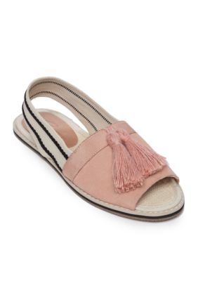 tassel flat