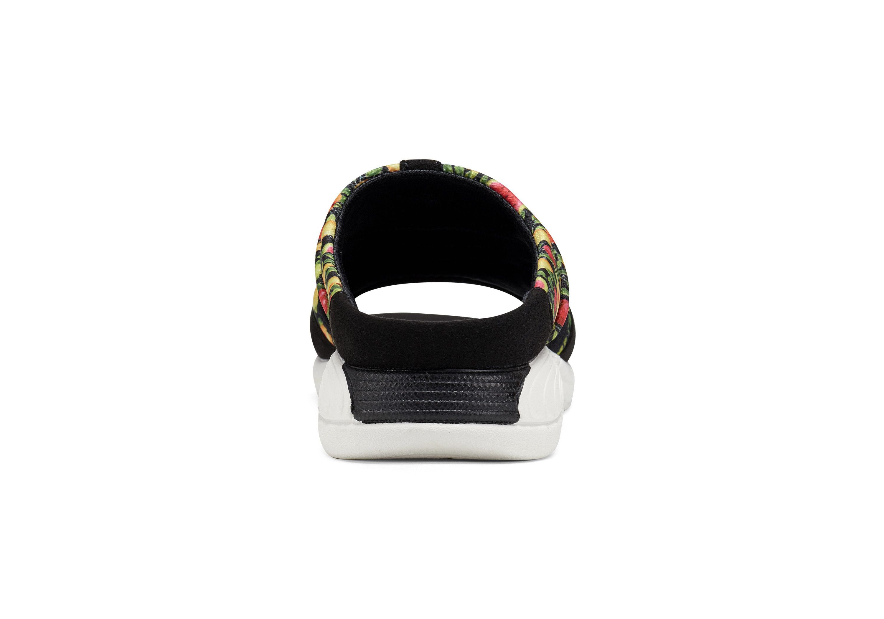 Traciee Flat Sandals