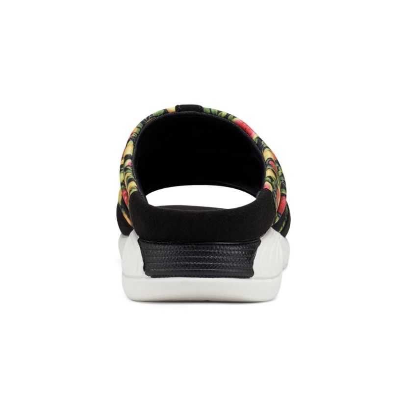Traciee Flat Sandals