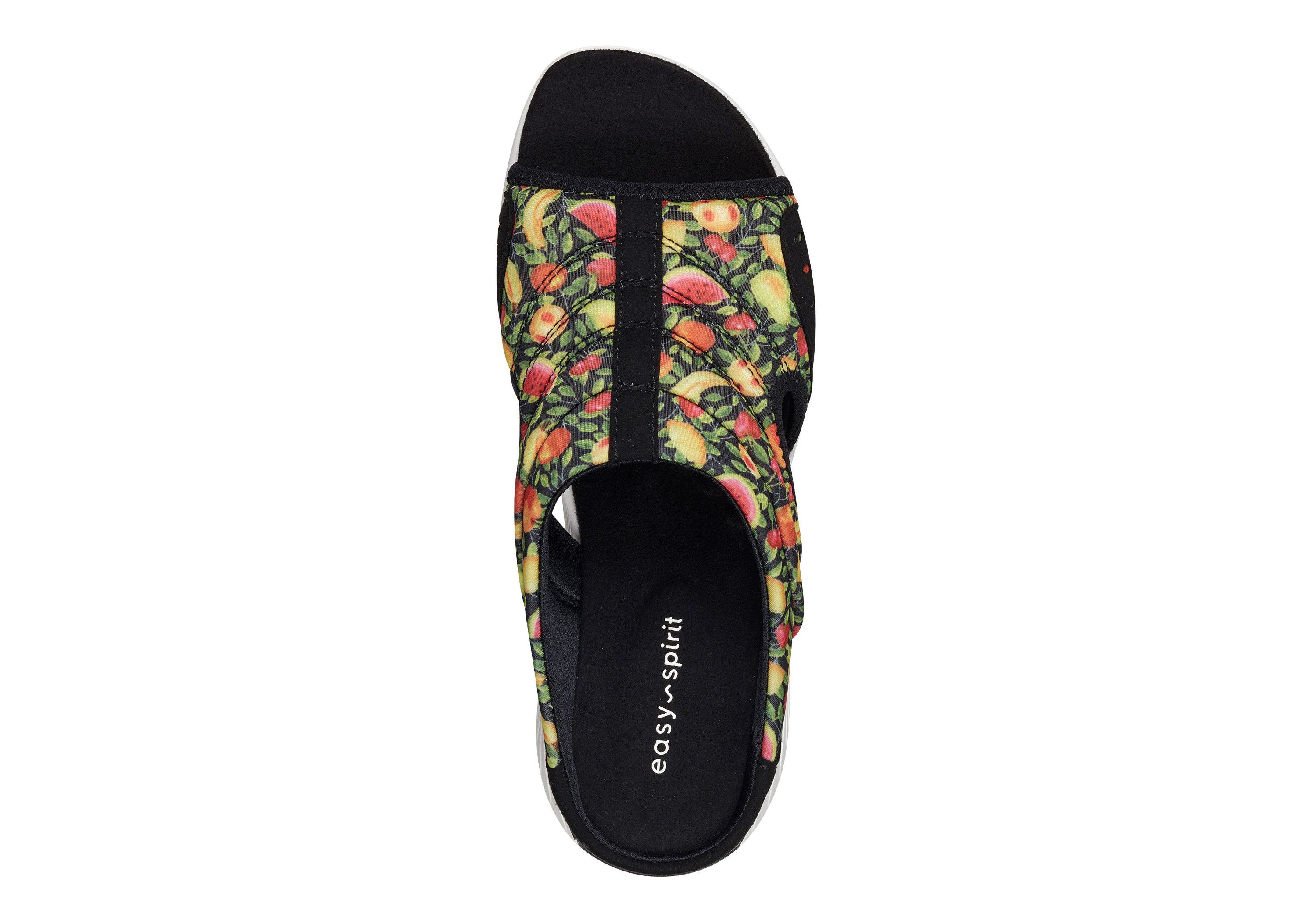 Traciee Flat Sandals
