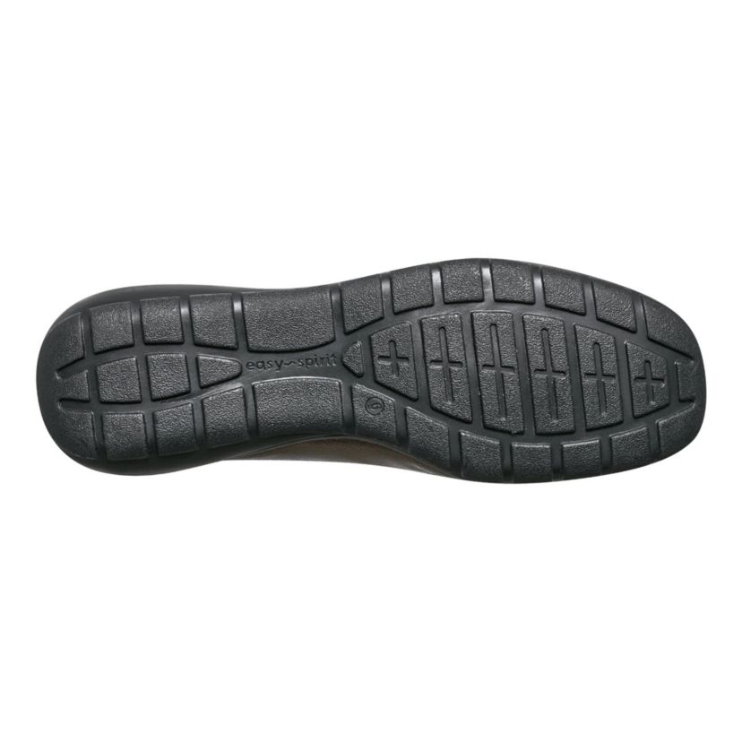 Amalie eFlex Round Toe Casual Slip-on Flat Loafers