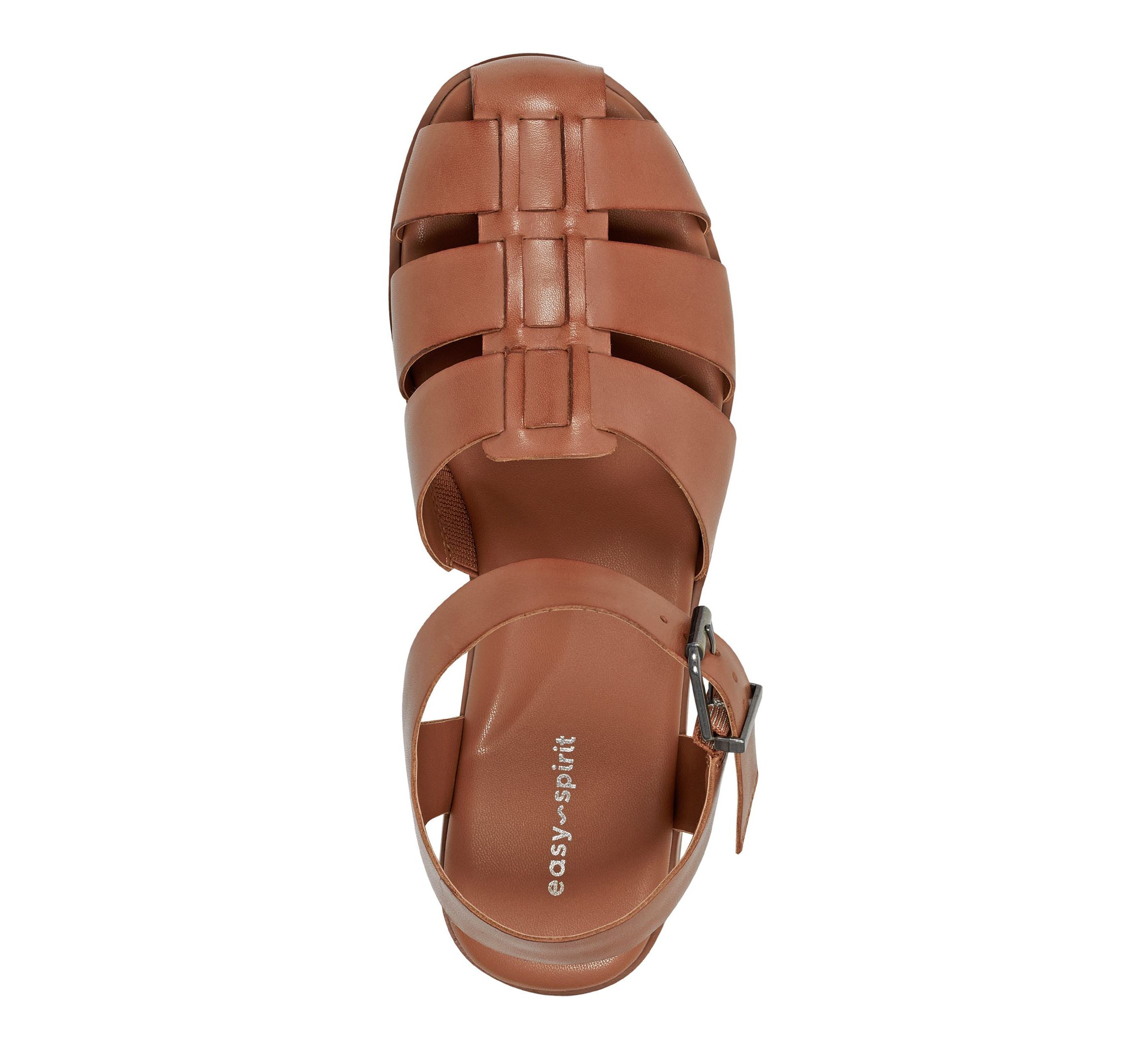 Gretty Round Toe Strappy Flat Sandals