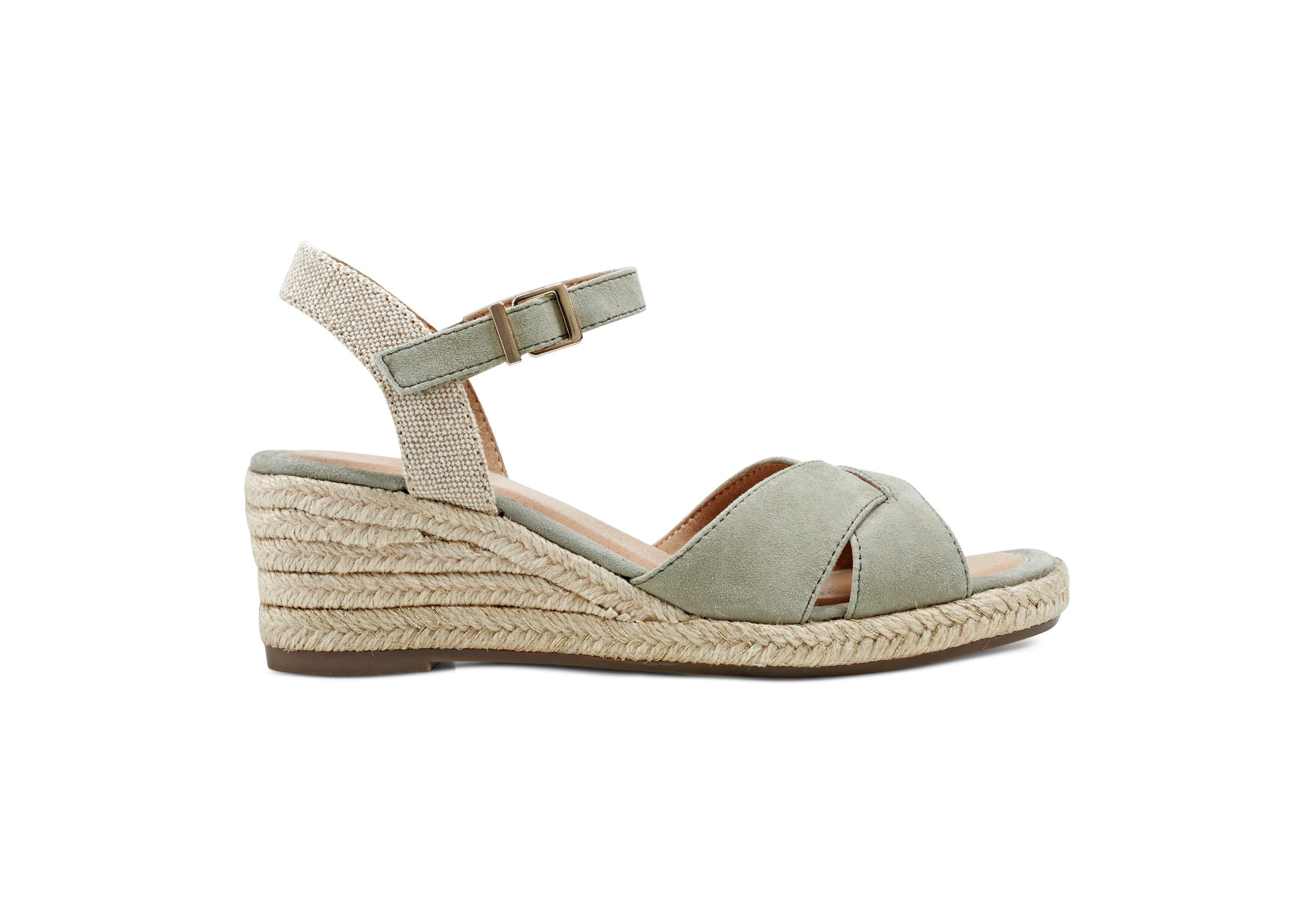 Shandra Ankle Strap Round Toe Wedge Sandals
