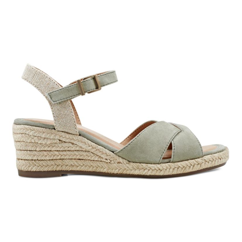 Shandra Ankle Strap Round Toe Wedge Sandals