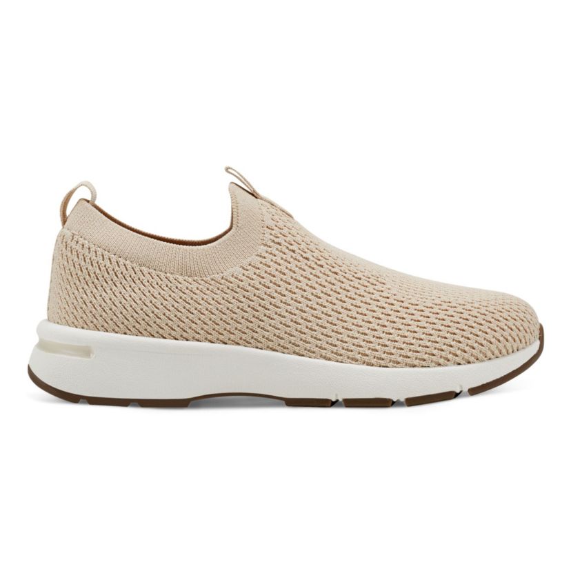 Hoda Slip-on Round Toe Casual Sneakers