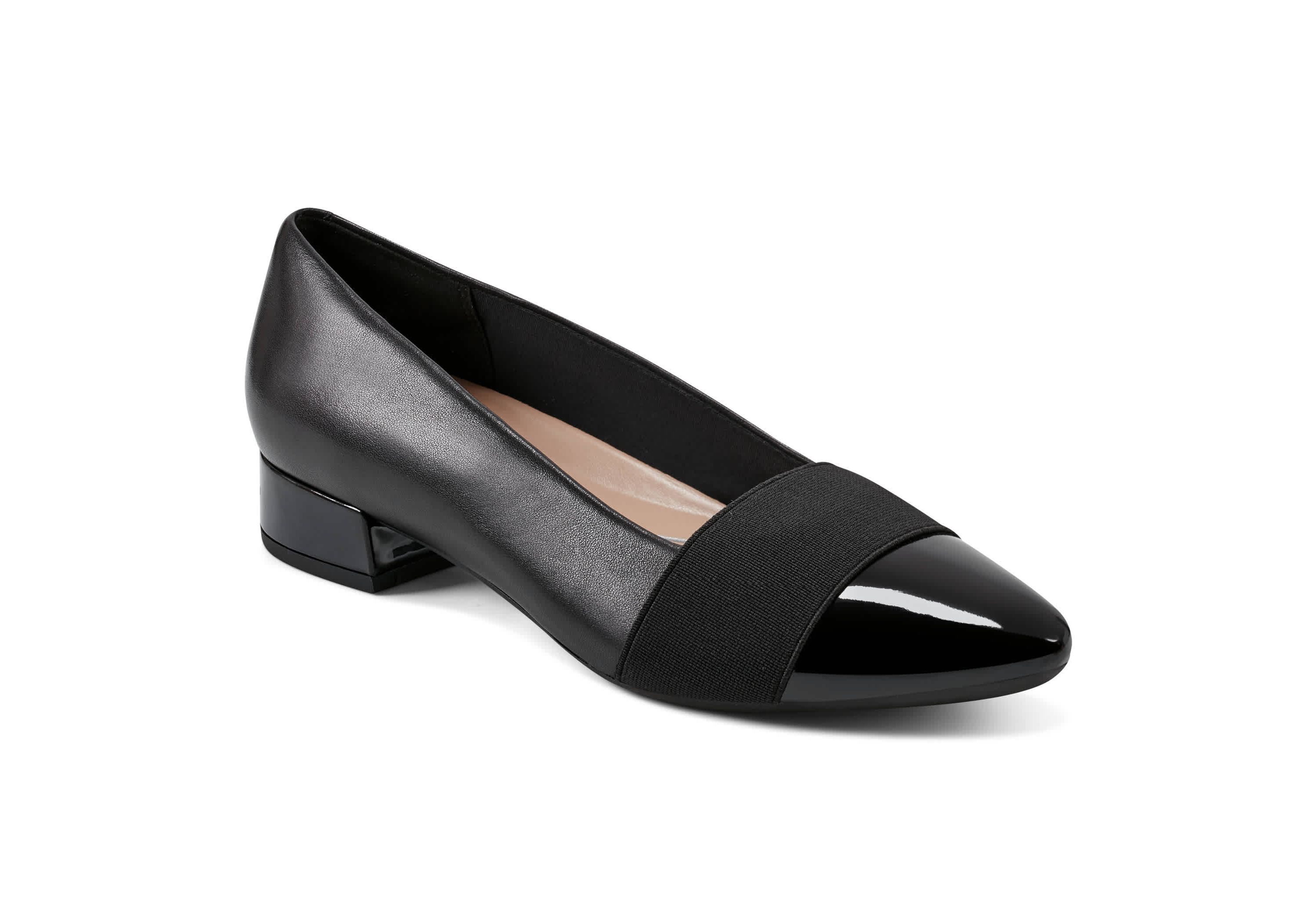 Casta eFlex Pointy Toe Slip-on Dress Pumps