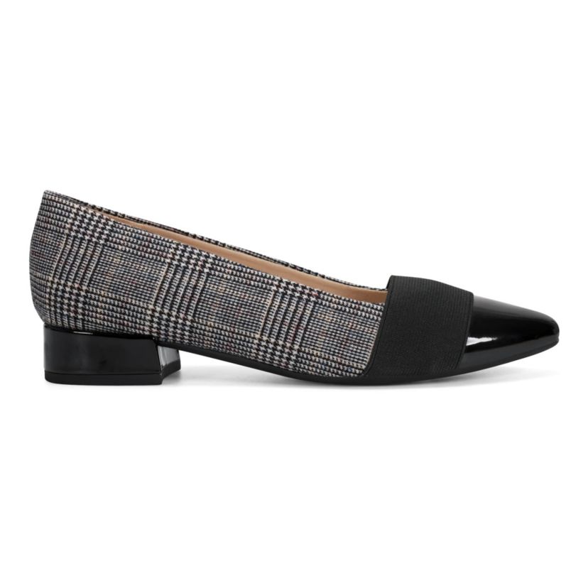Casta eFlex Pointy Toe Slip-on Dress Pumps