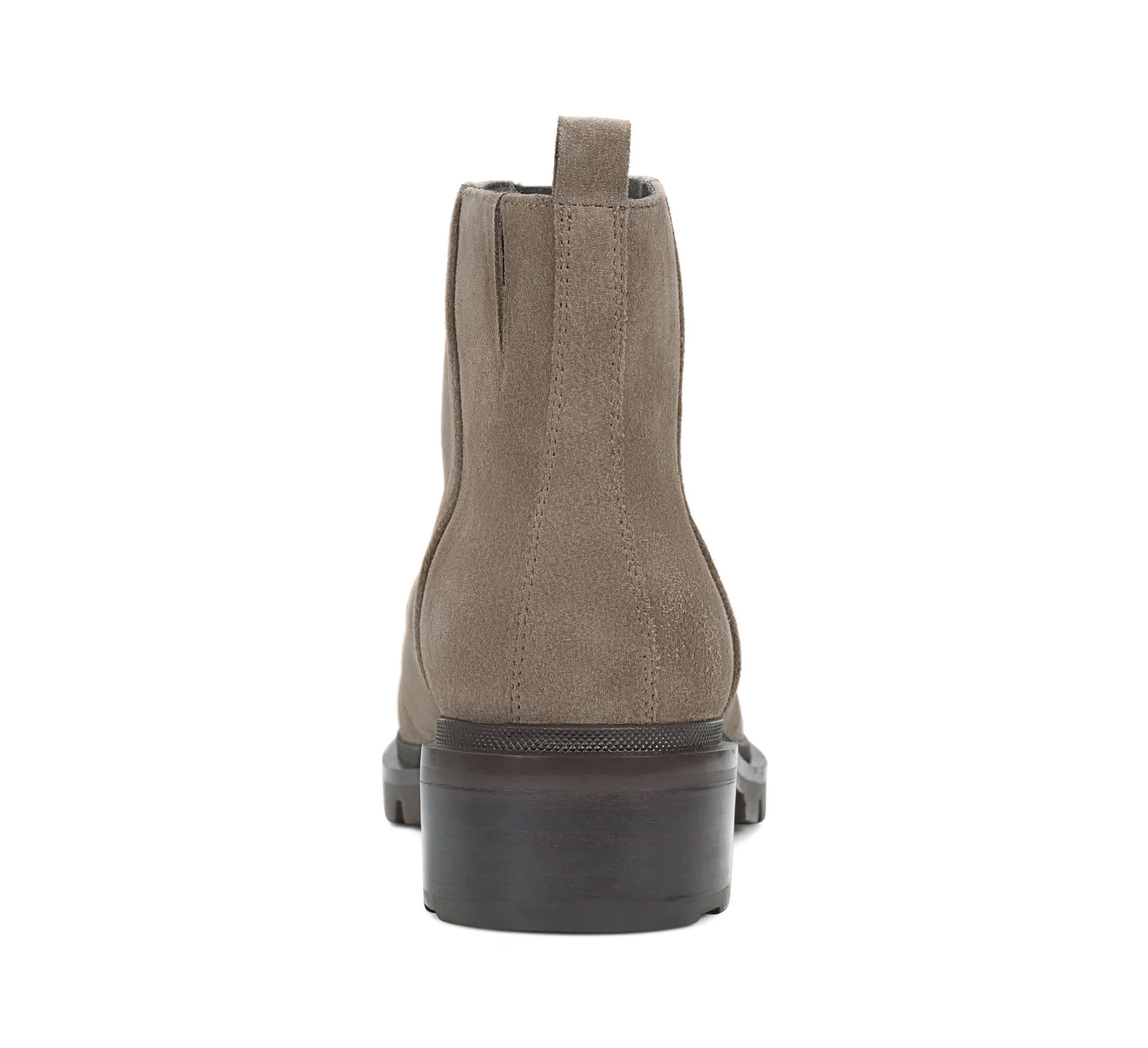 Vasso eFlex Almond Toe Casual Booties
