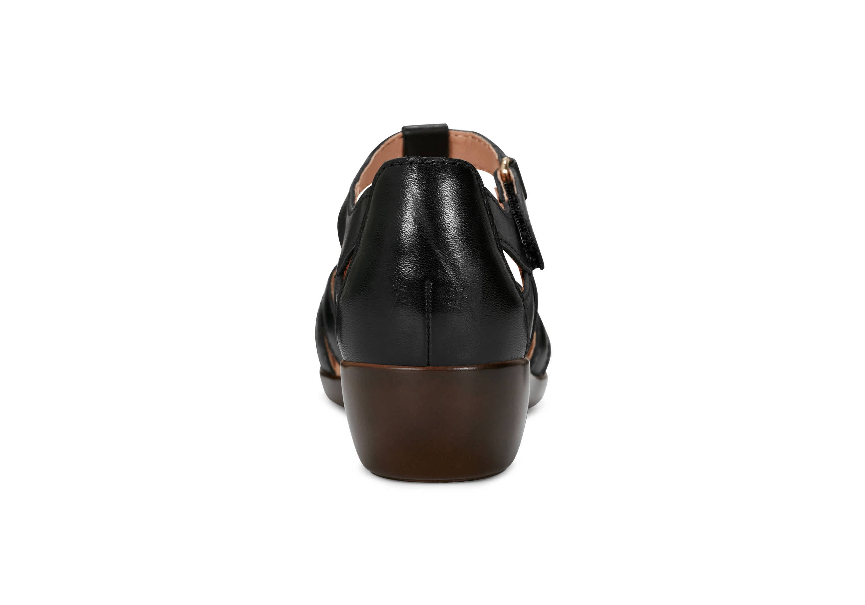 Darlyn Closed Toe T-strap Casual Shoes