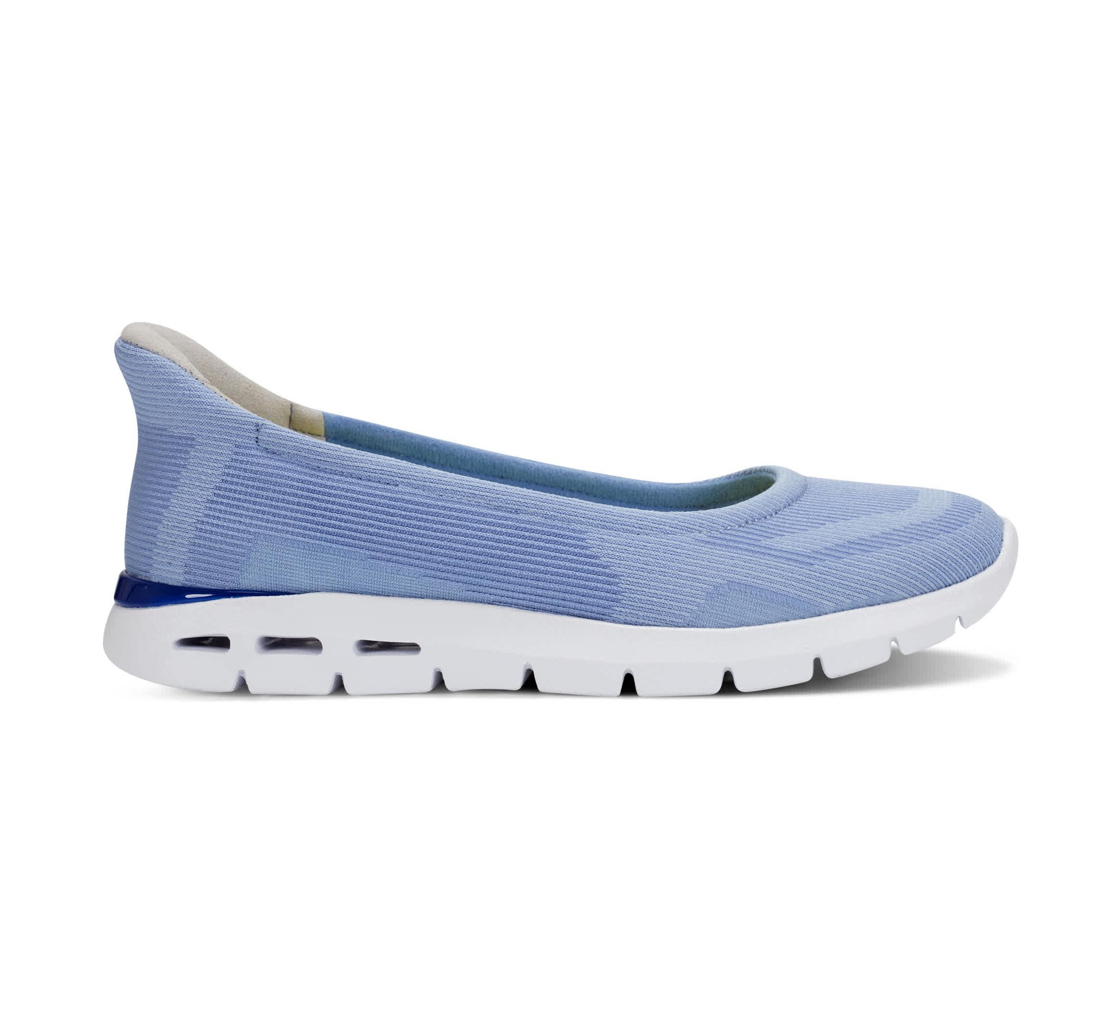 Noemi SOEASY™ Round Toe Slip-on Casual Shoes