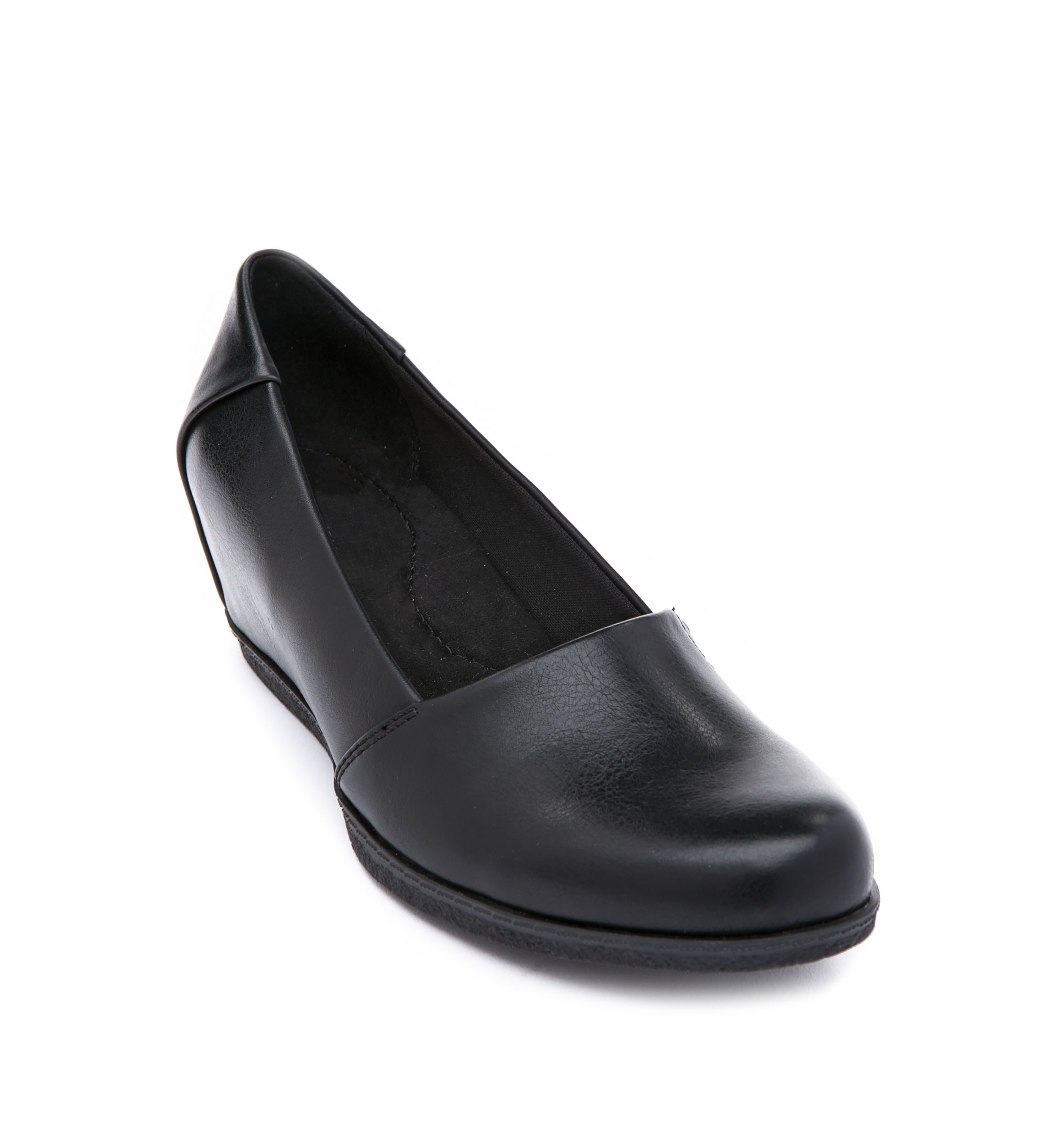 Ucey Slip On Shoes 