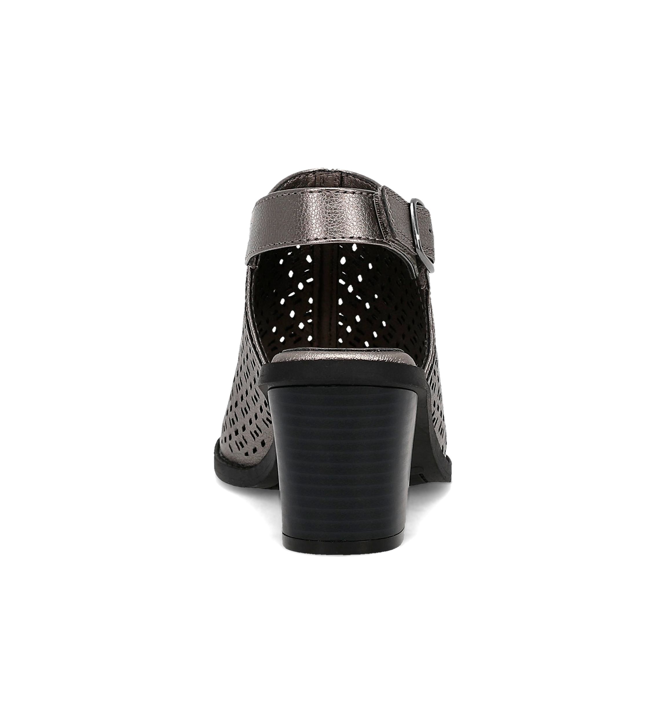 Zoey Sandals