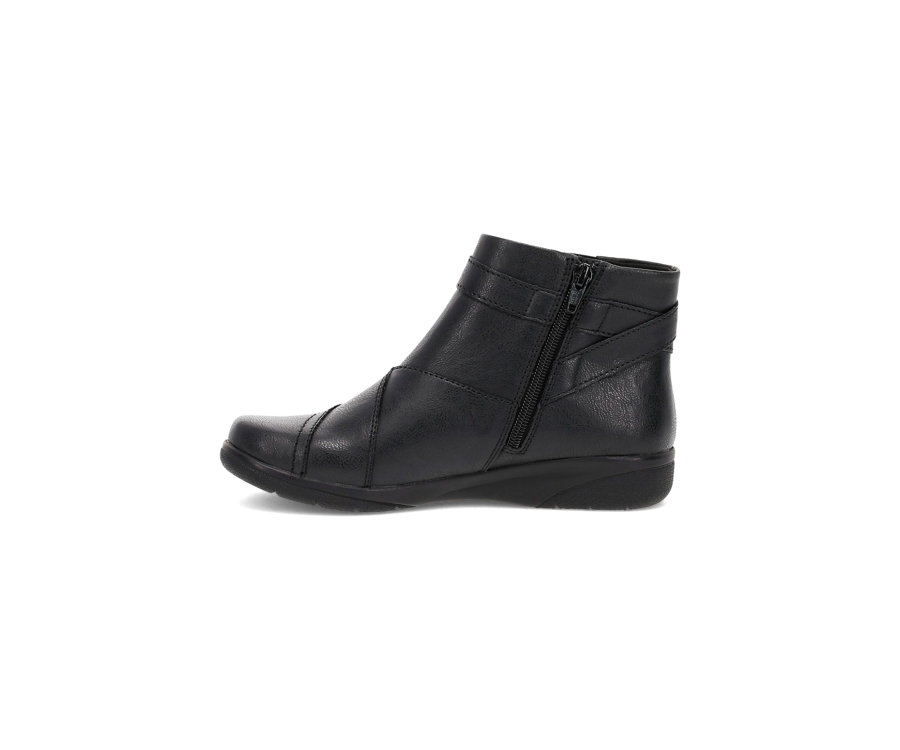 Darcy Boots