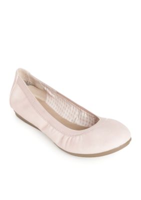 Kim Rogers® Angelica Flat | belk