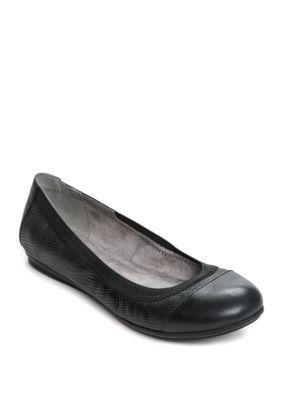 belk flat shoes