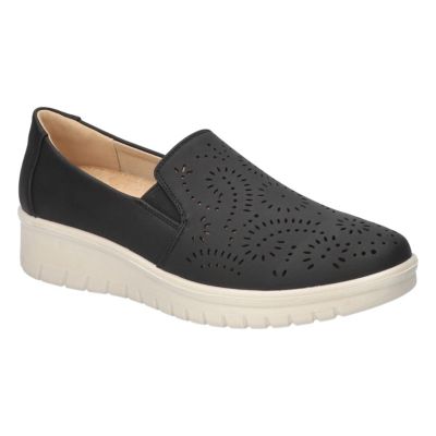 Easy Street Women's Ying Comfort Flats, Black, 6.5N