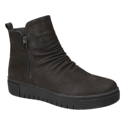 Easy Works by Easy Street Women's Estella Slip Resistant Ankle Boots, Black, 6WW
