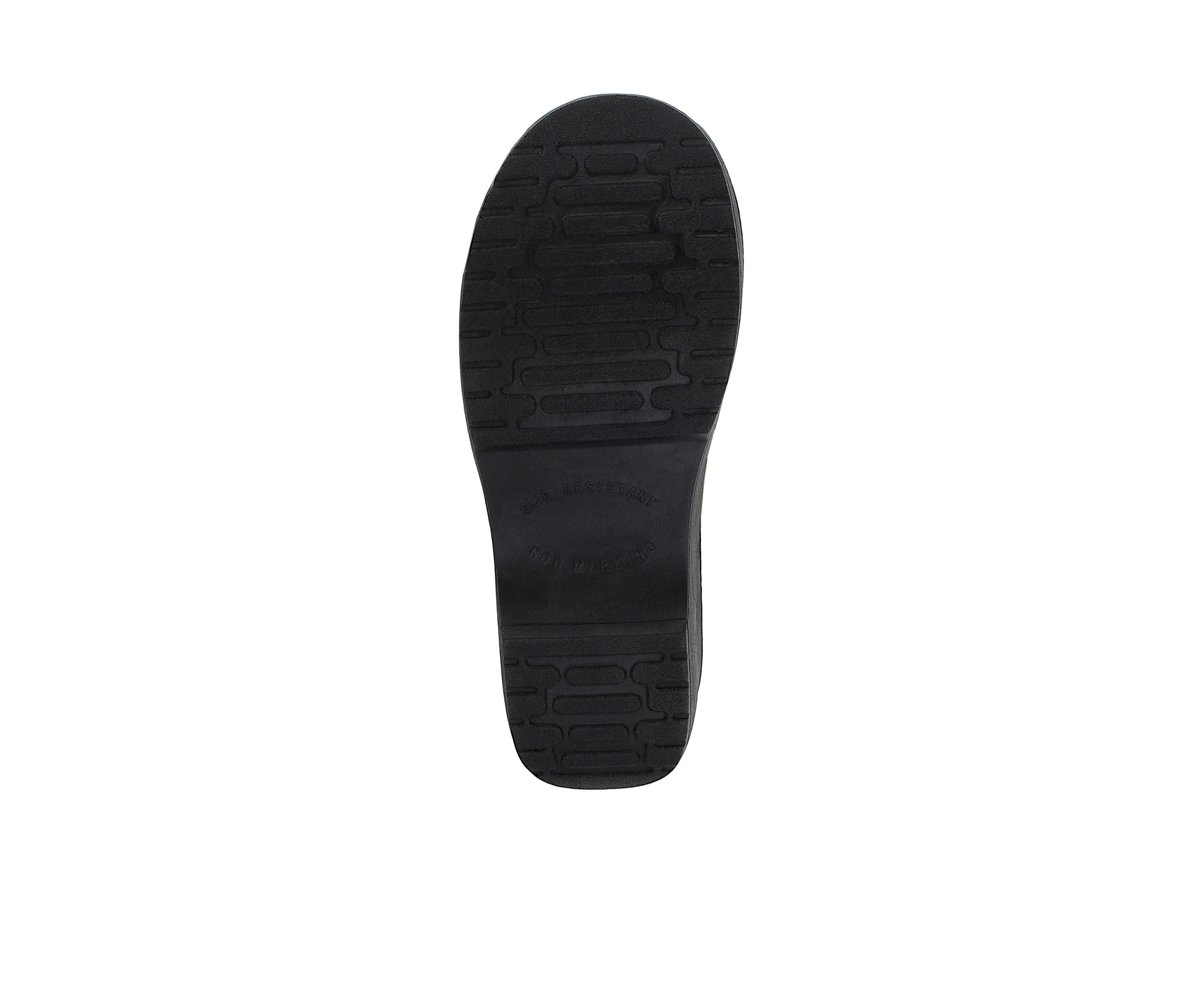 Lyndee Patent Shoe