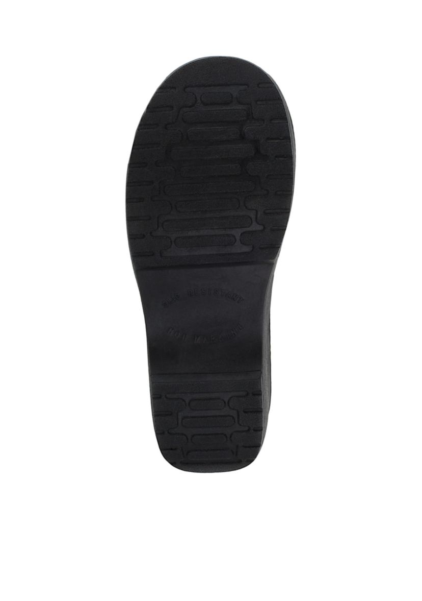 Lyndee Patent Shoe
