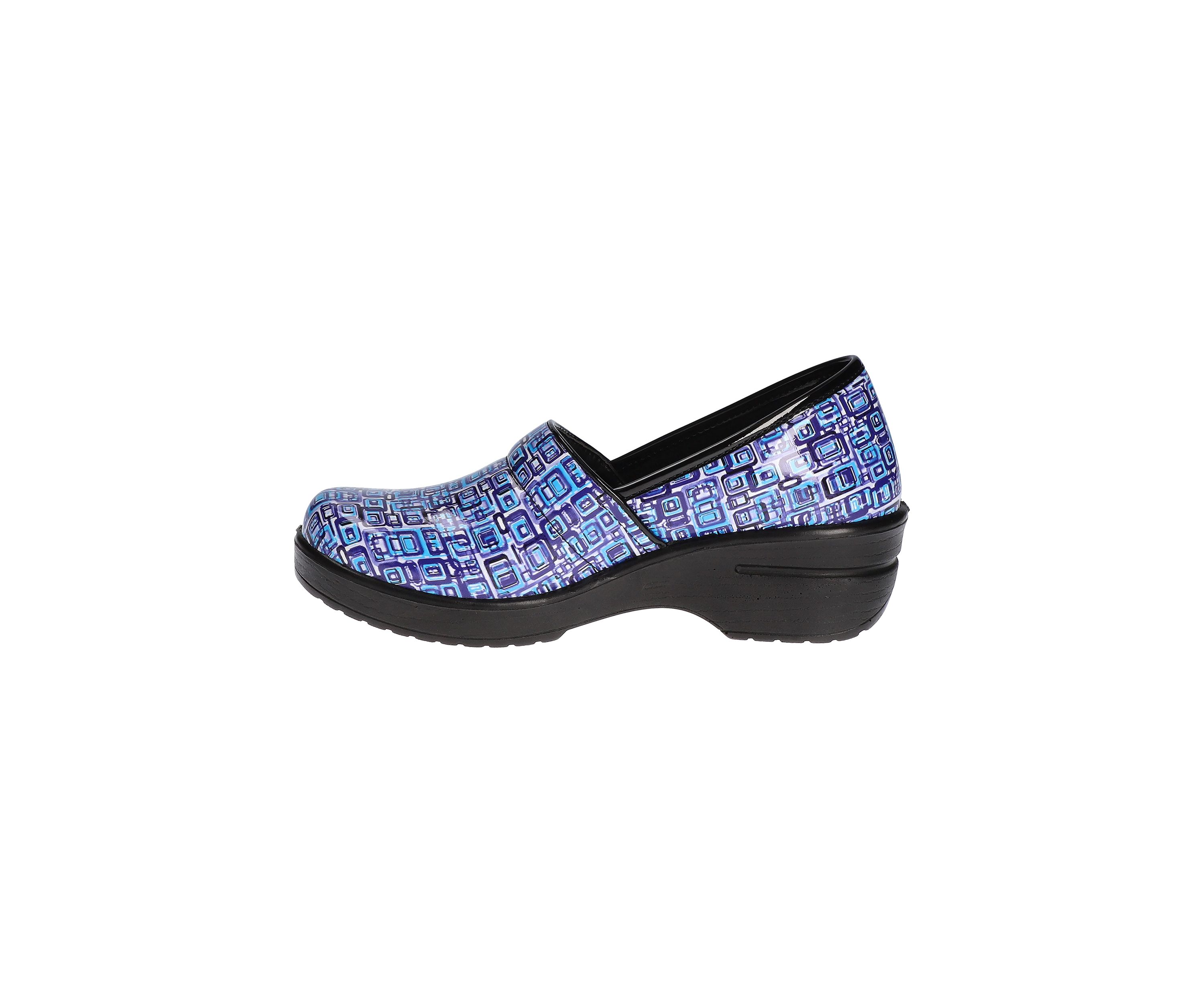 Lyndee Slip Resistant Clogs