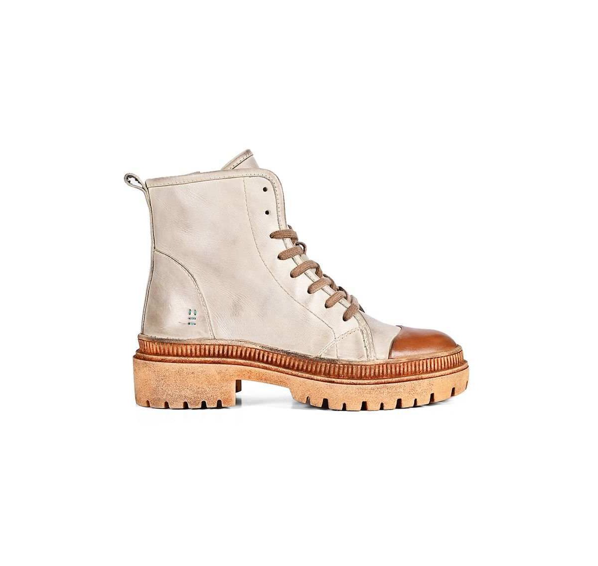 Kinship Boots