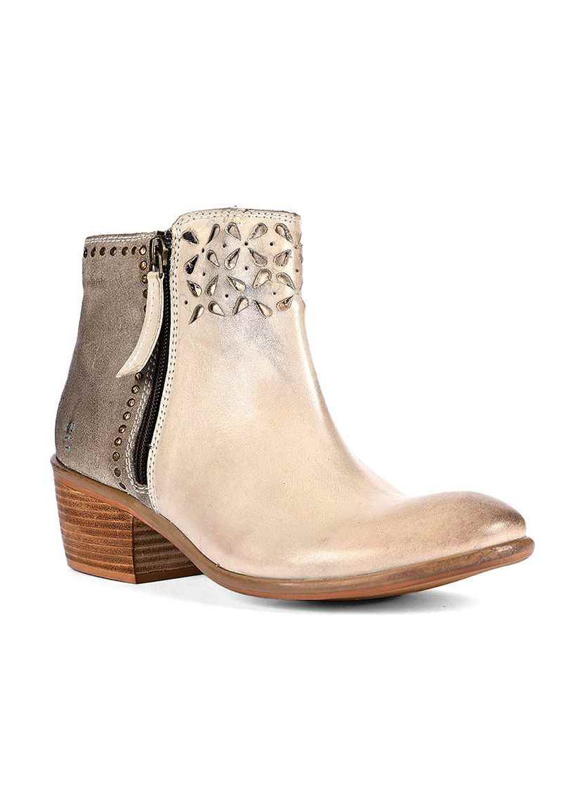 Liz Cutout Boots