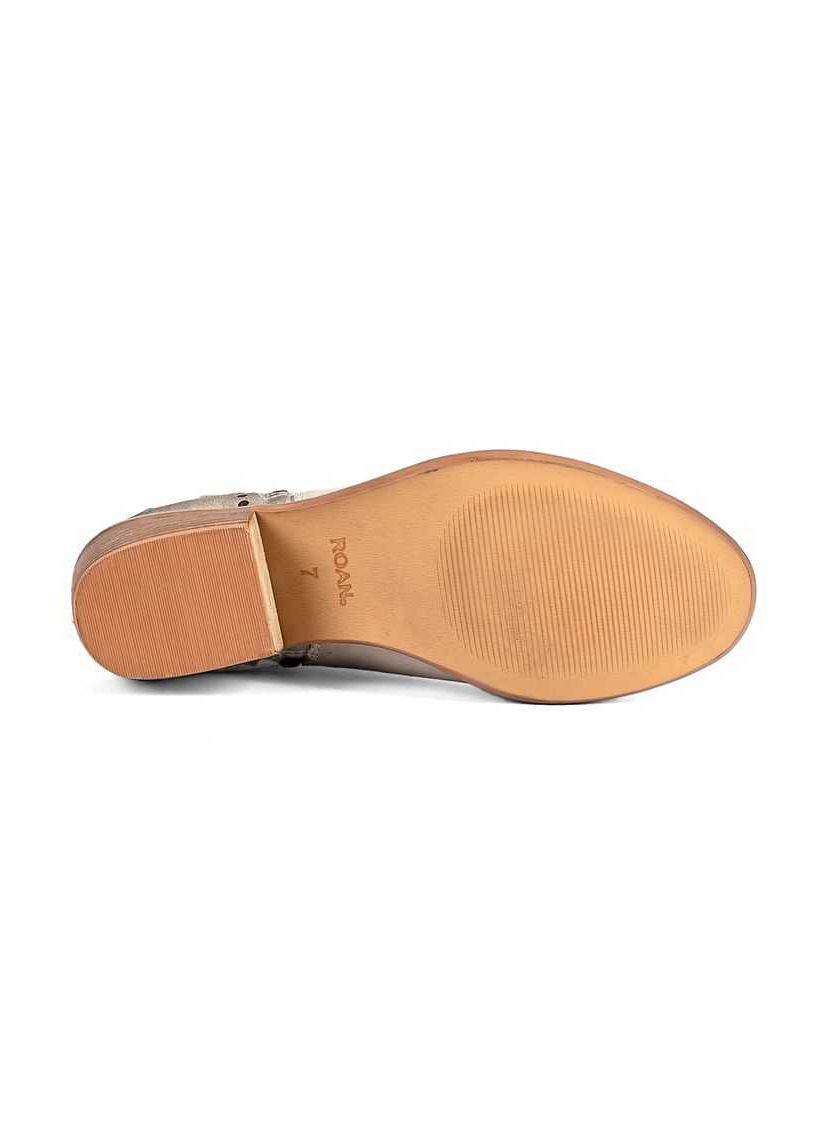 Liz Cutout Boots