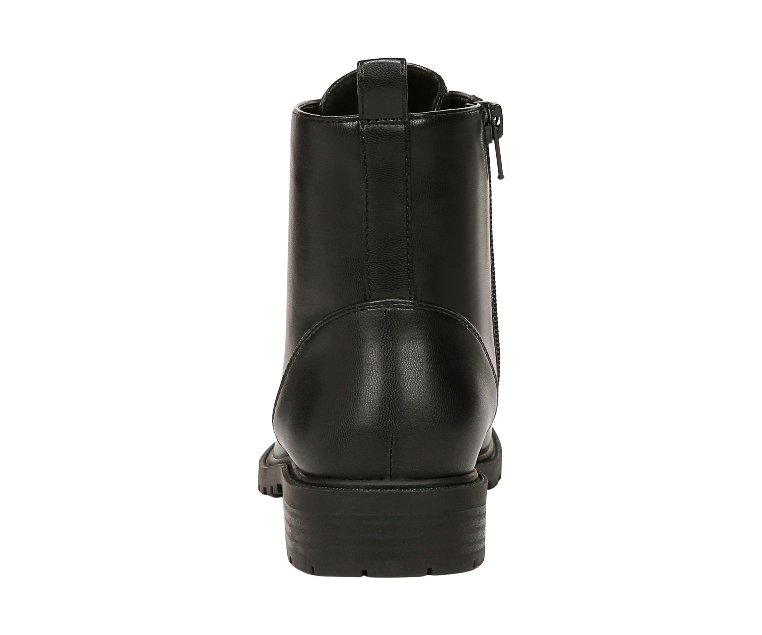 Max Boots