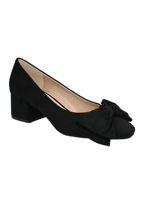 Crown & Ivy Women's Evelyn Pumps