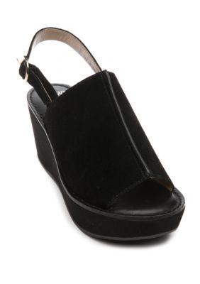 crown and ivy shoes belk