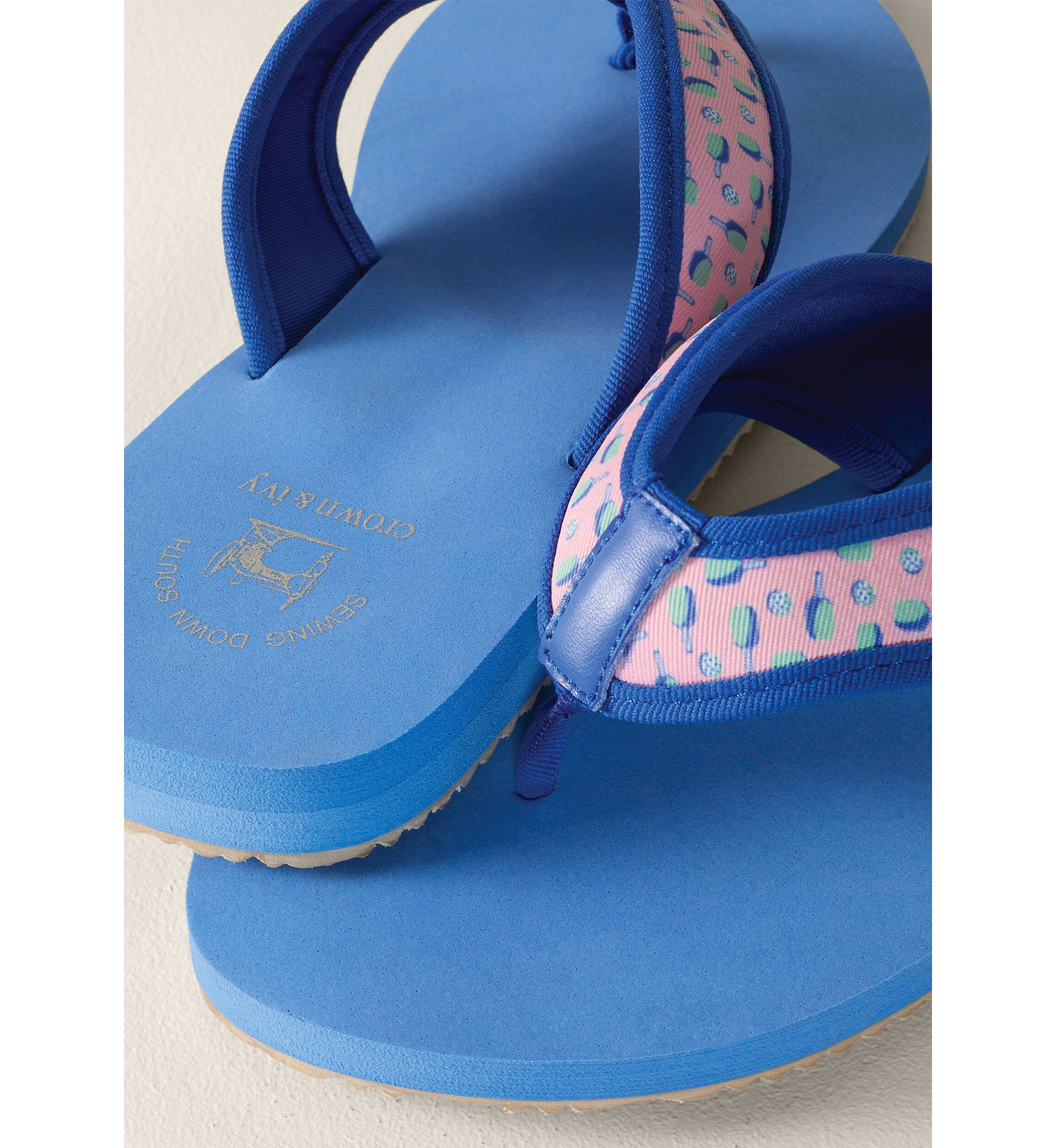 Sewing Down South x Crown & Ivy™ Mens Eva Flip Flop Sandals