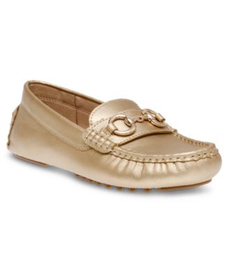 Anne Klein Women's Chrystie Moc, Platinum, 7M