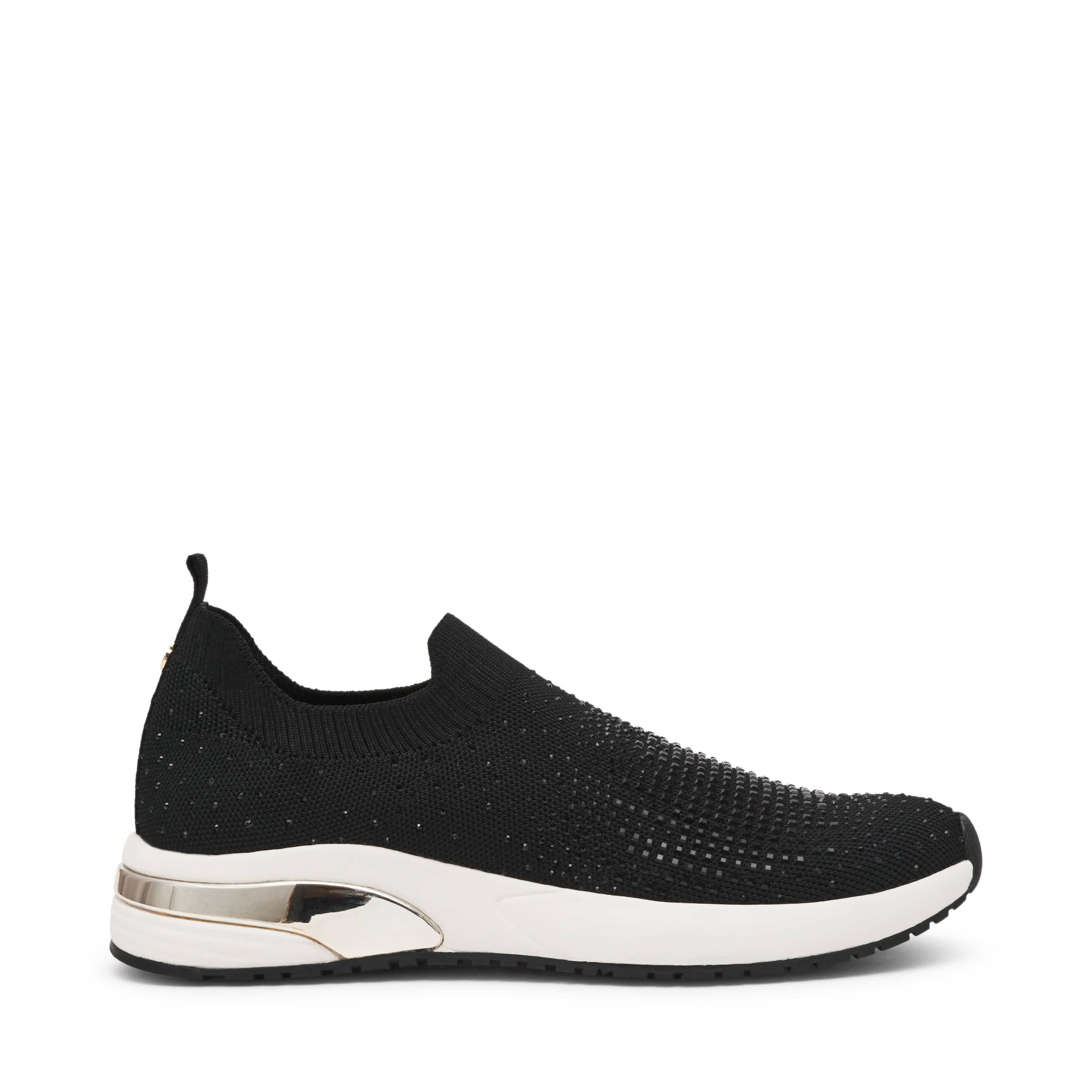 Compete Sneaker