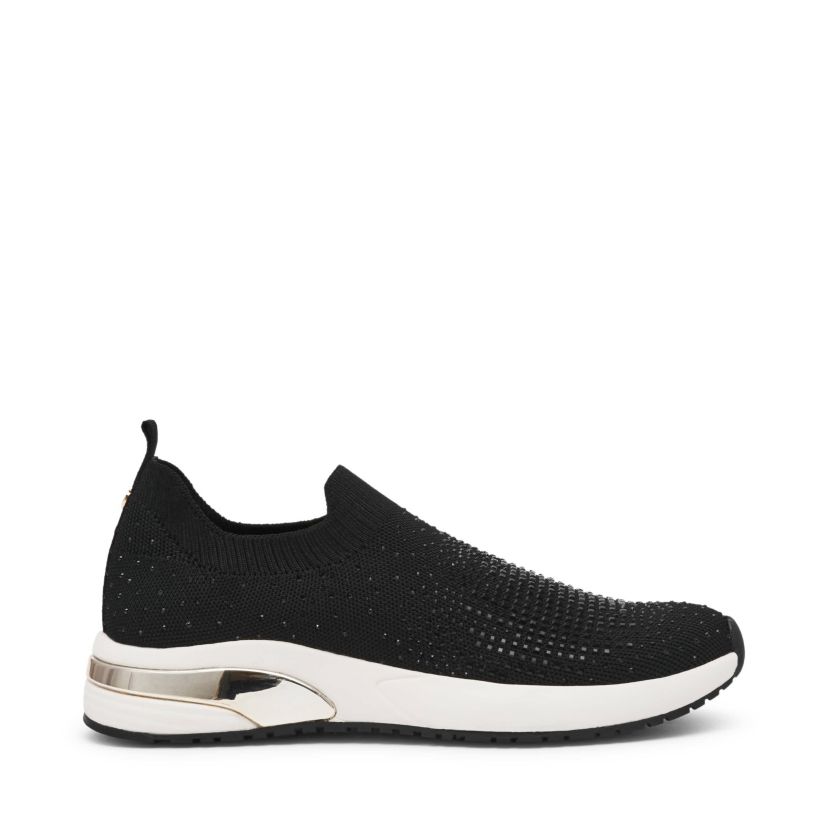 Compete Sneaker