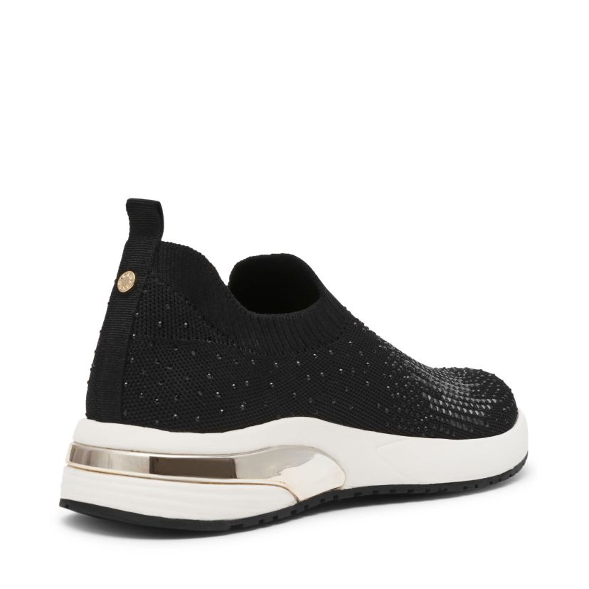 Compete Sneaker