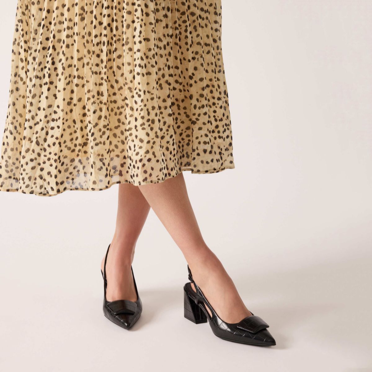 Renetta Sling-back Pump