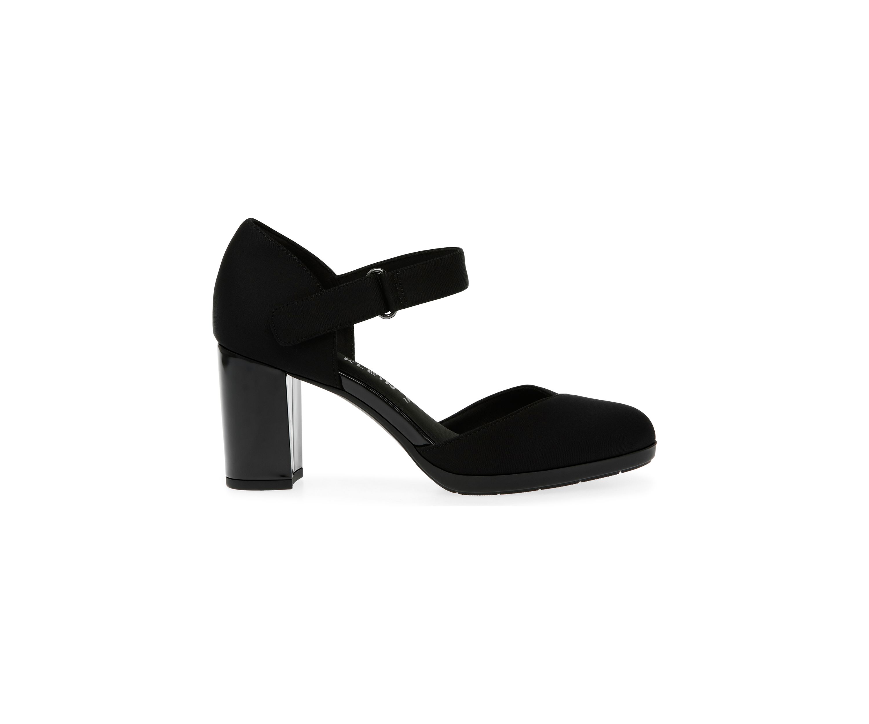 Caelen Pumps
