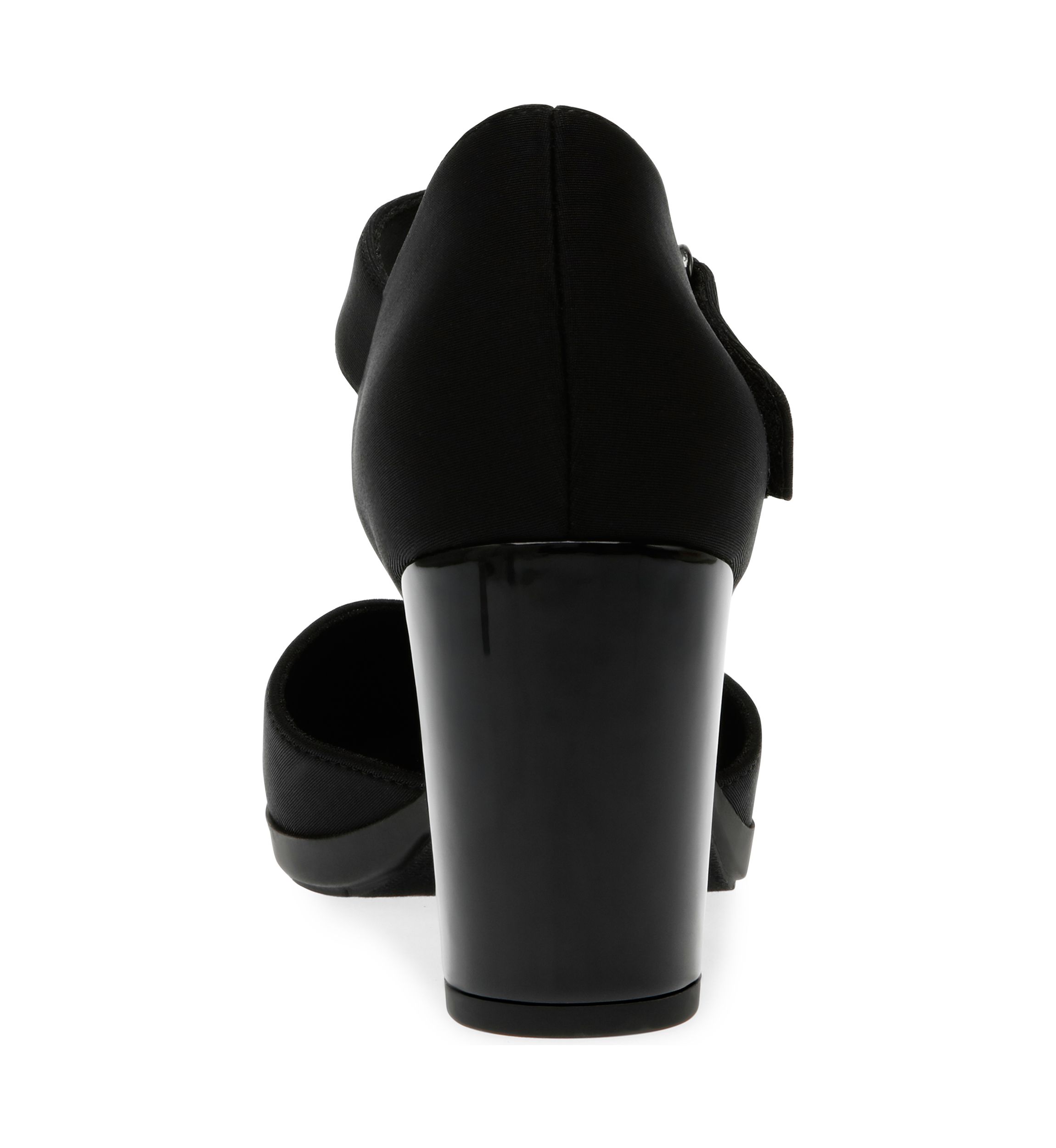 Caelen Pumps