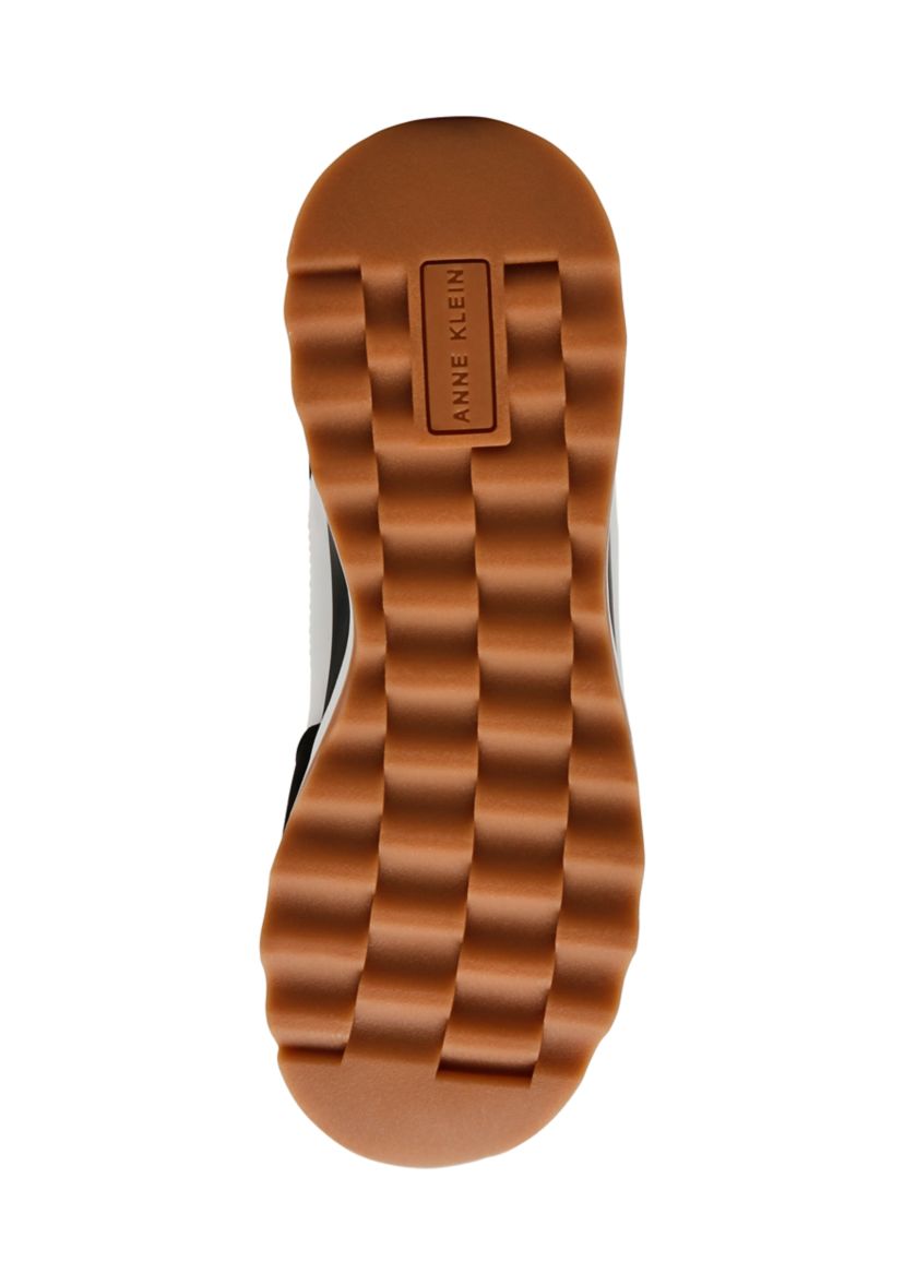 Runner Sneakers