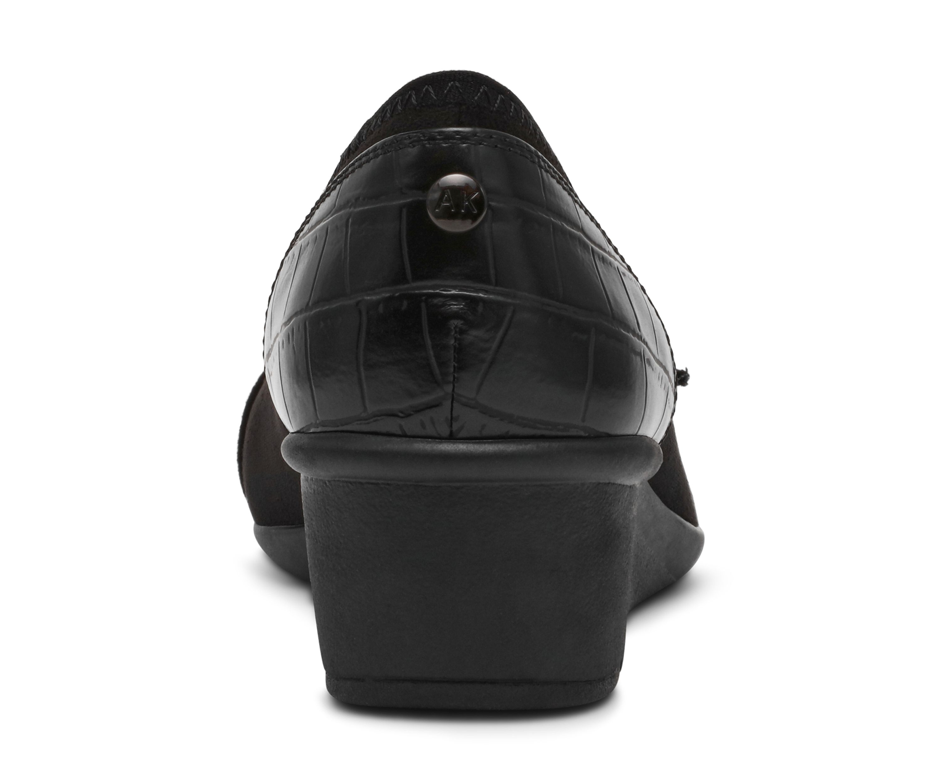 Wyatt Stretch Wedge Shoes