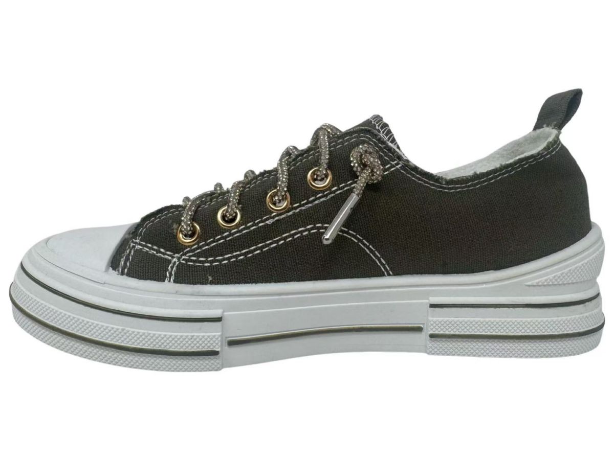 Aman 3 Womens Slip-on Glitter Laced Sneaker