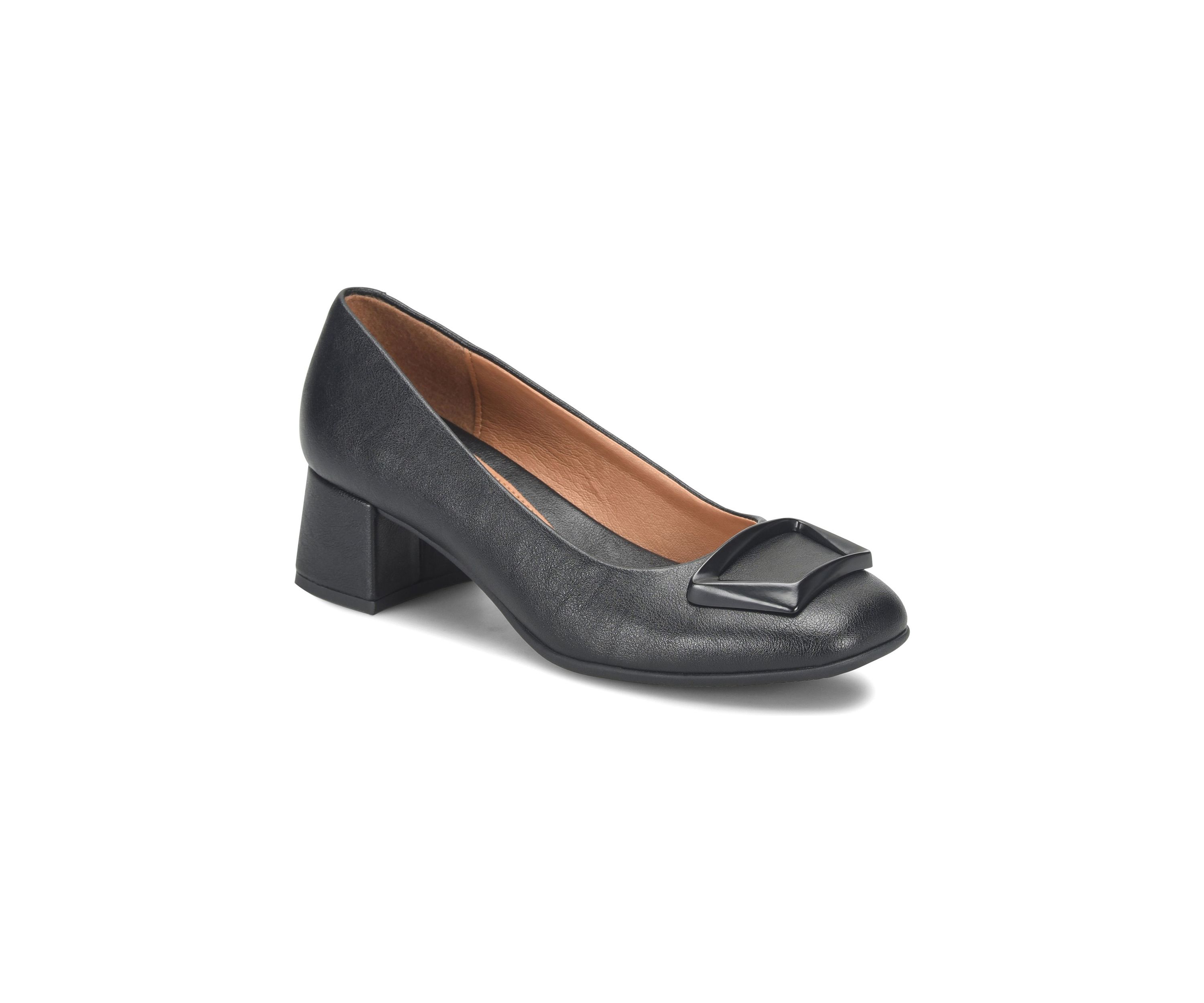 Payge Low Pumps