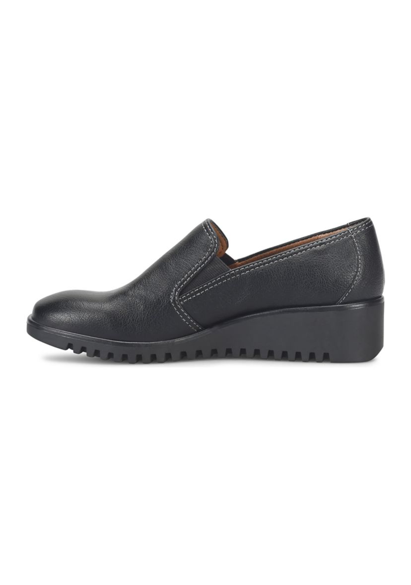 Darbi Loafers