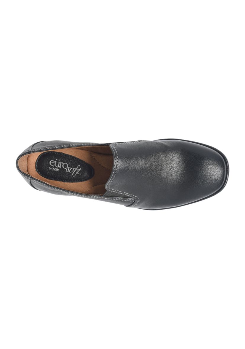 Darbi Loafers